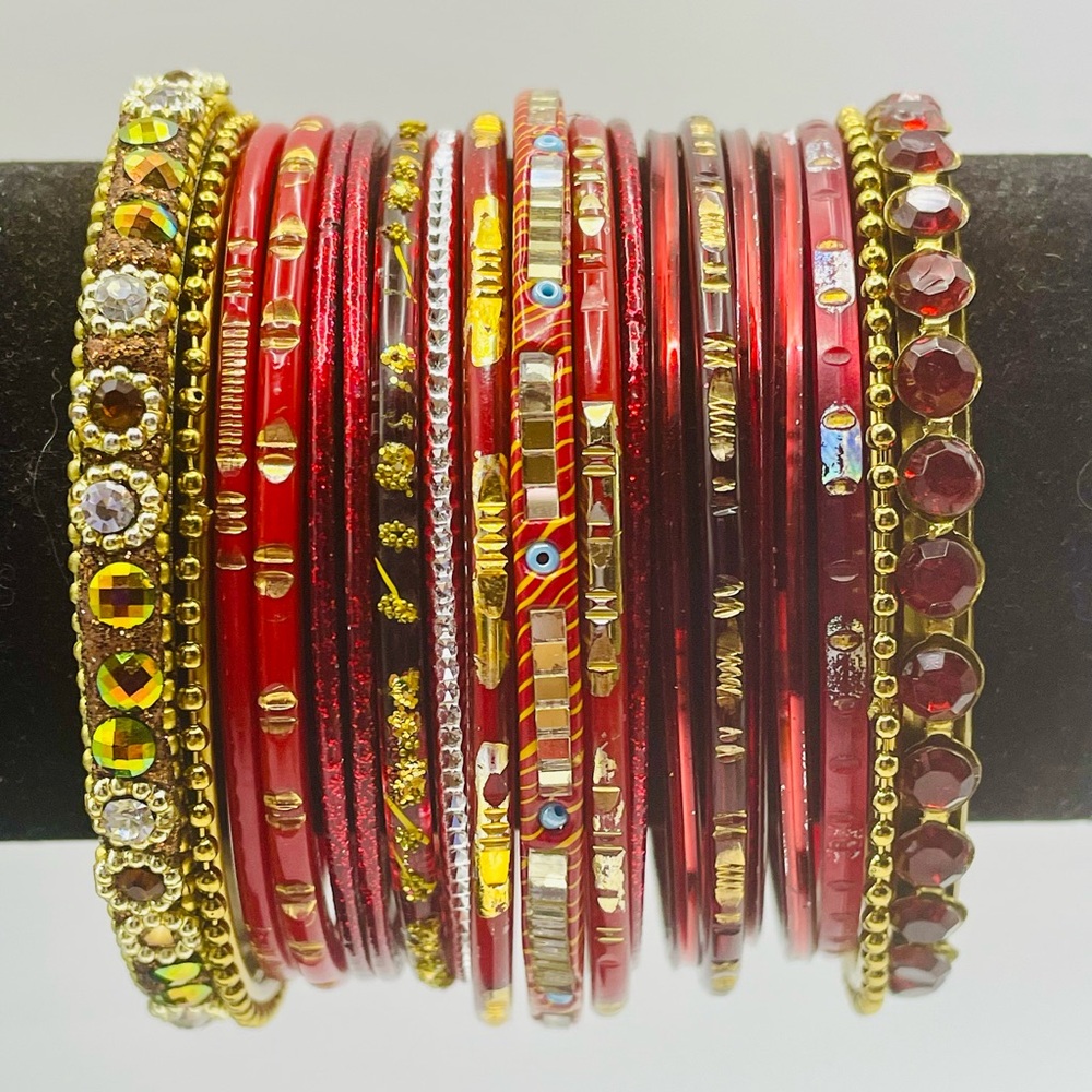 Red and Gold Ornate Women's Bangle Bracelet Set. Size 7 1/3 to 7 3/4 inches.